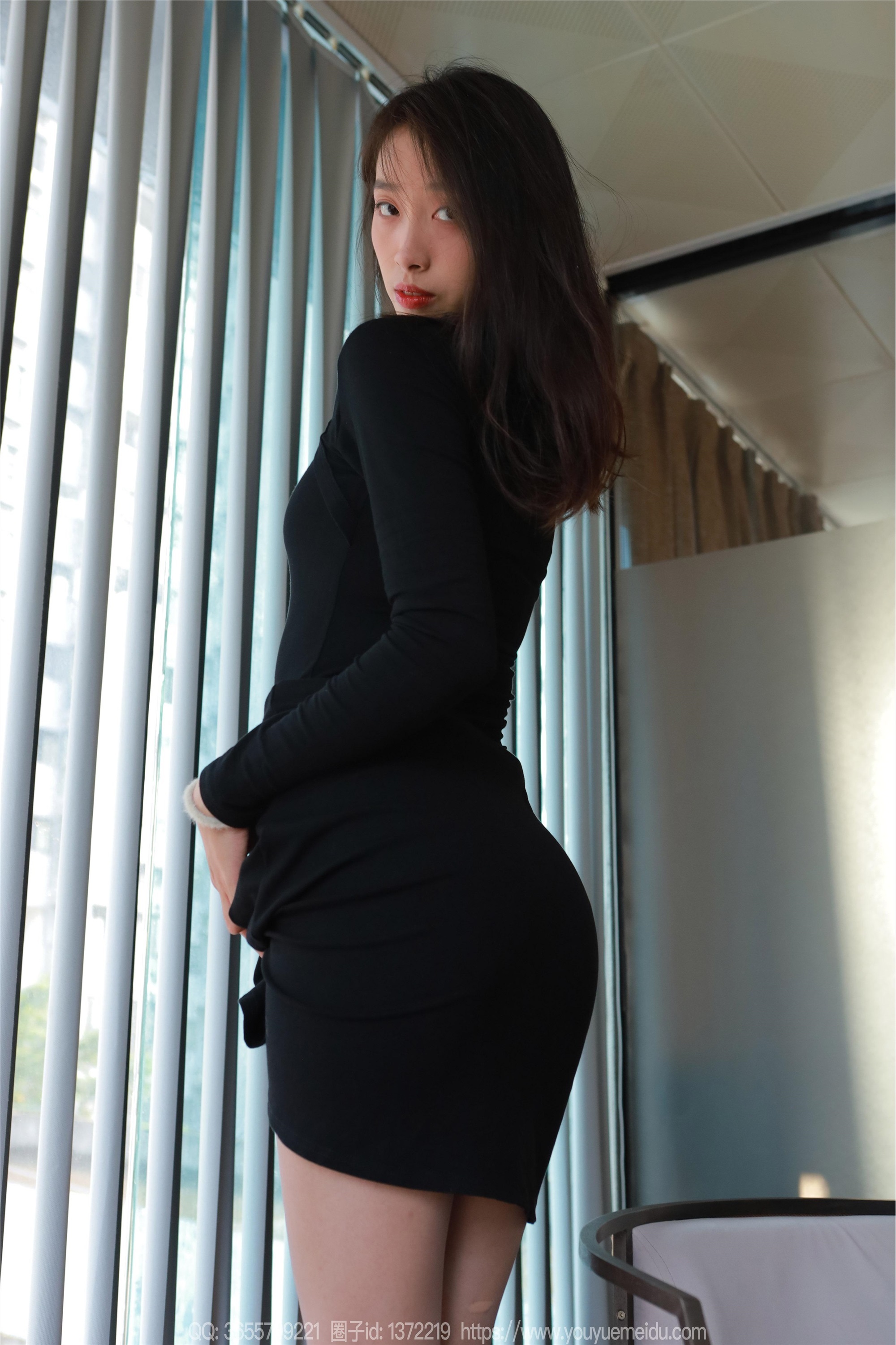 IESS异思趣向  2024.11.07 丝享家 1892 小九《包臀黑裙》